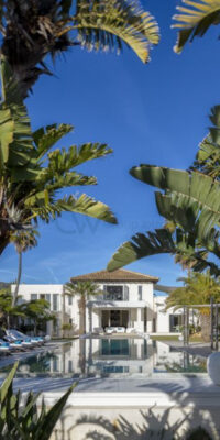 Una villa de lujo en Cala Jondal: su personificación de la vida VIP en Ibiz