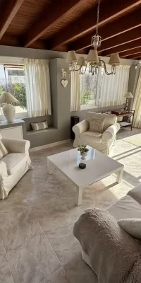 Bella casa con vista sulla campagna in un ambiente idilliaco con completa privacy