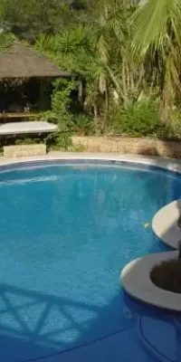 Preciosa villa en la encantadora zona de San Agustín con un gran jardín