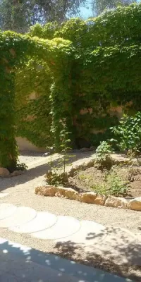Preciosa villa en la encantadora zona de San Agustín con un gran jardín