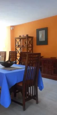 Preciosa villa en la encantadora zona de San Agustín con un gran jardín