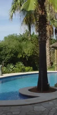 Preciosa villa en la encantadora zona de San Agustín con un gran jardín