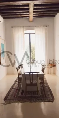 Charming traditional-style finca with breathtaking views and beautiful garden
