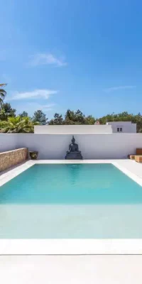 Außergewöhnliche moderne Familienvilla in Meeresnähe in Cala de Bou