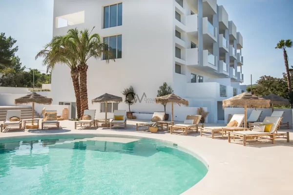 Uitzonderlijke investeringsmogelijkheid om te kopen en te verhuren – Luxe appartement in de exclusieve ontwikkeling van Cala Llonga