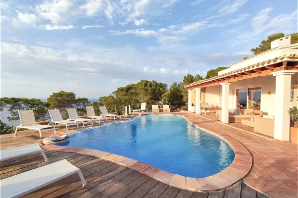 Exquise Villa Ocell dans un véritable paradis à El Mirador