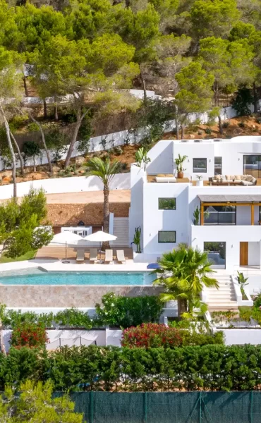 Modern villa with six bedrooms for sale in Es Cubells