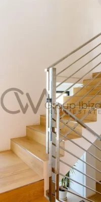 Villa nouvellement construite à vendre à Jesús – à 5 minutes d’Ibiza
