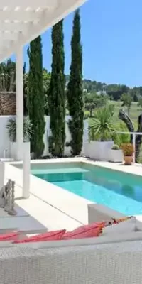 Nice house located on the green of Roca Llisa Golf course