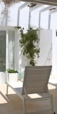 Nice house located on the green of Roca Llisa Golf course