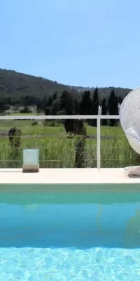 Nice house located on the green of Roca Llisa Golf course