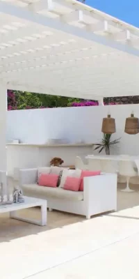 Nice house located on the green of Roca Llisa Golf course