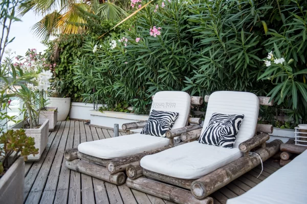 Spacious apartment with a constructed area of 250 square meters in Talamanca