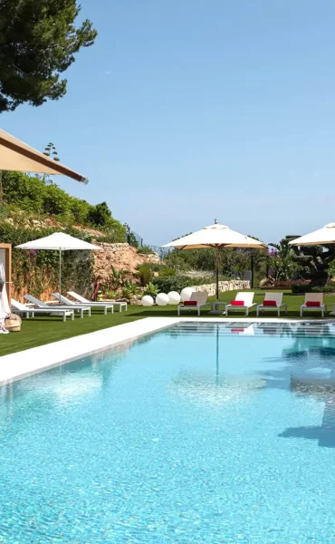 Ultramoderne huis met 7 slaapkamers en gastenverblijf in Can Pep Simo Talamanca