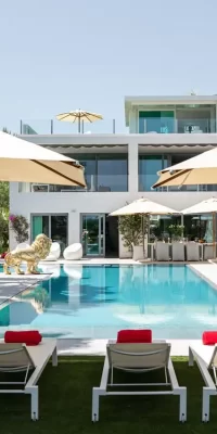 Villa ultramoderna con 7 camere da letto e guest house a Can Pep Simo Talamanca
