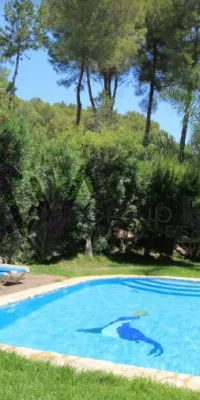 Villa de bonne taille dans une campagne idyllique à Can Furnet – près de la ville d’Ibiza