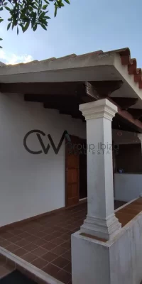 Villa de luxe à vendre dans le cadre idyllique de Formentera