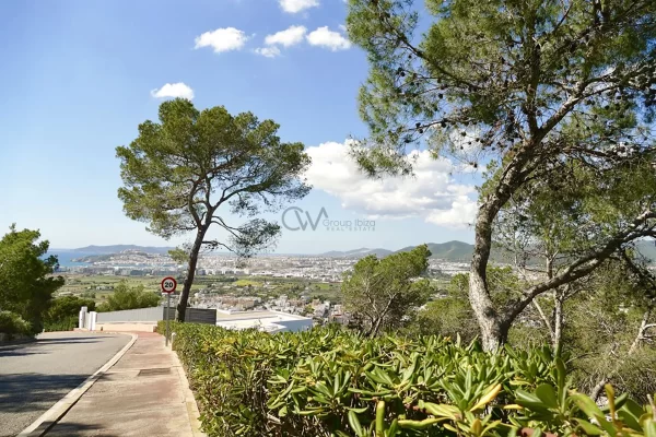 Terreno urbano esclusivo con vista mozzafiato a Can Rimbau