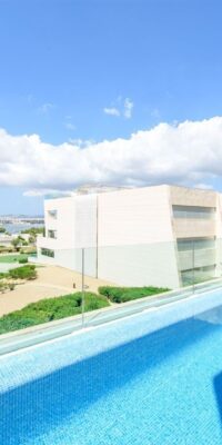 Prachtig appartement met panoramisch uitzicht in Es Pouet, Talamanca, Ibiza