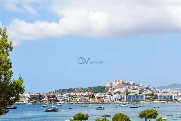 Squisito appartamento con vista panoramica a Es Pouet, Talamanca, Ibiza