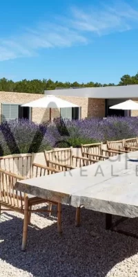 Straordinaria villa sulla bellissima isola di Formentera