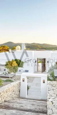 Grote villa met prachtig uitzicht op zee in Cap Pepsimo