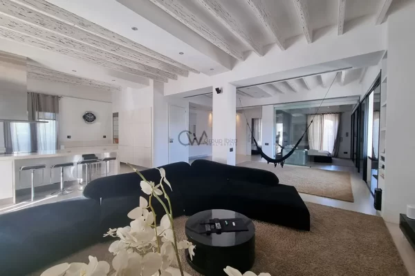 Dos impresionantes apartamentos en una propiedad histórica cerca del Harper