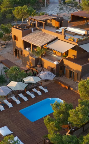 Splendida villa con vista mozzafiato sul mare a Formentera
