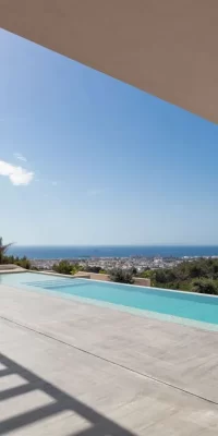 Luxuriöse Villa mit 4 Schlafzimmern und atemberaubendem Meerblick