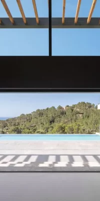 Luxuriöse Villa mit 4 Schlafzimmern und atemberaubendem Meerblick