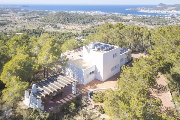 Belle villa dans les montagnes au dessus de Benimussa à vendre