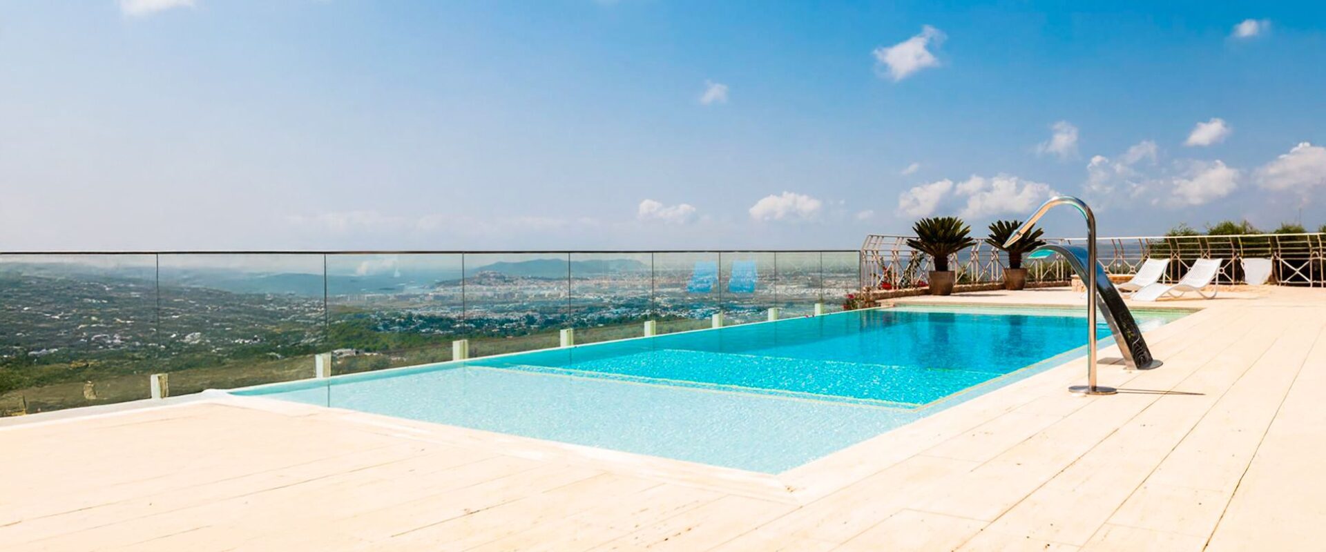 Luxurious Ibiza villa with panoramic views