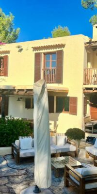 Ruime villa in aantrekkelijke Ibiza-stijl