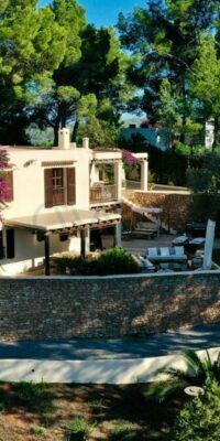 Ruime villa in aantrekkelijke Ibiza-stijl