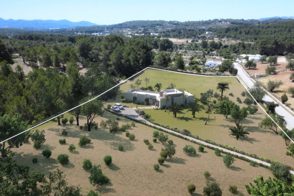 Beautiful Ibiza style villa under construction
