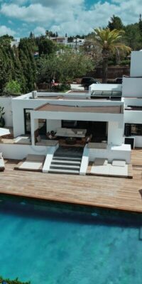 Villa moderna con vista spettacolare a Ibiza