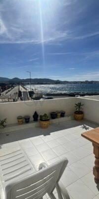 Seafront Apartment with Panoramic Views