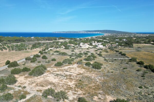 Terrain exclusif avec projet approuvé à Formentera