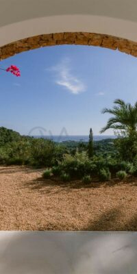 Exklusive Villa mit Meerblick und ultimativer Privatsphäre