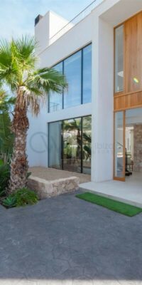Villa di lusso con 6 camere da letto e ascensore