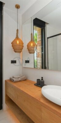 Villa di lusso con 6 camere da letto e ascensore