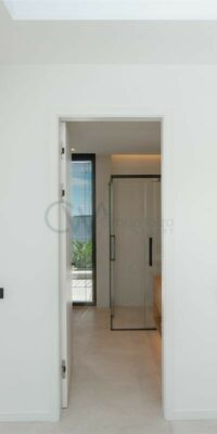 Villa di lusso con 6 camere da letto e ascensore