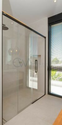 Villa di lusso con 6 camere da letto e ascensore
