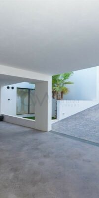 Villa di lusso con 6 camere da letto e ascensore
