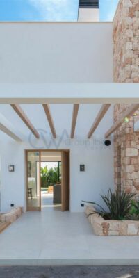 Villa moderna vicino alla città di Ibiza con vista sul mare