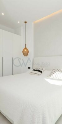 Villa moderna vicino alla città di Ibiza con vista sul mare
