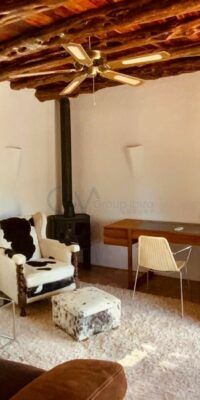 Bonita villa con amplios terrenos cerca de San Rafael