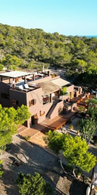 Spettacolare villa con piscina e vista sul mare a Formentera