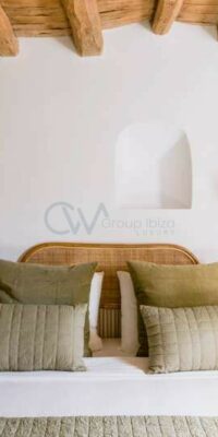 Bohemian Chic Villa with Guesthouse in Sant Jordi