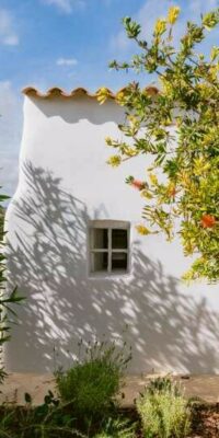 Bohemian Chic Villa with Guesthouse in Sant Jordi